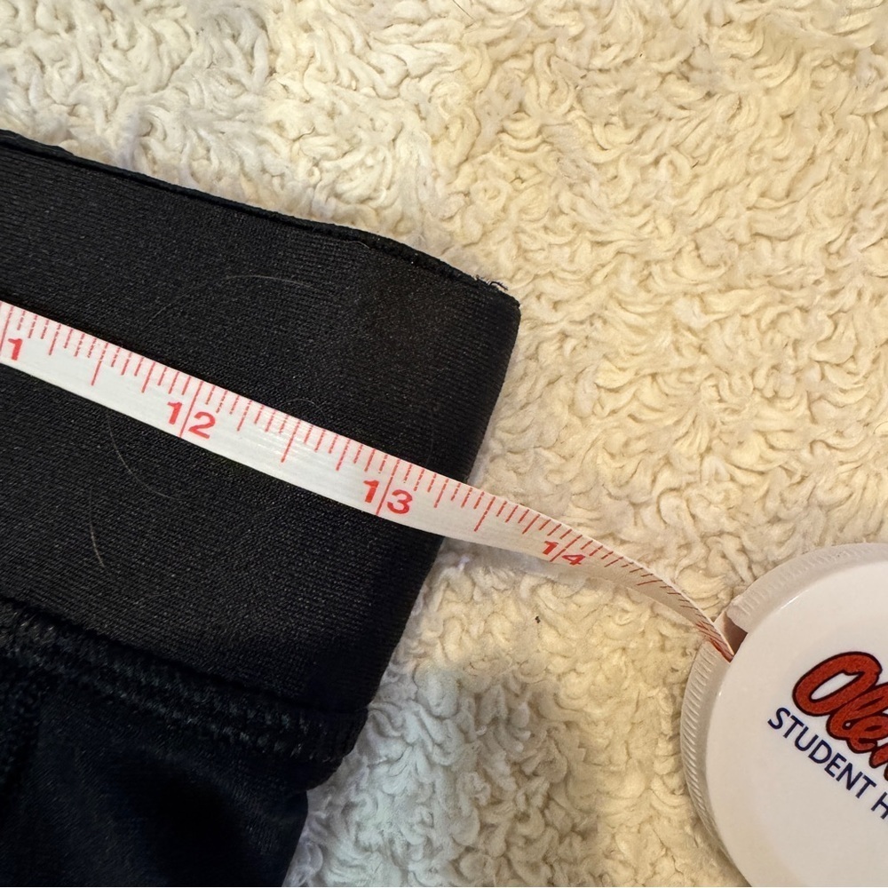 Under Armour Dark Gray HeatGear Leggings - Picture 4 of 5